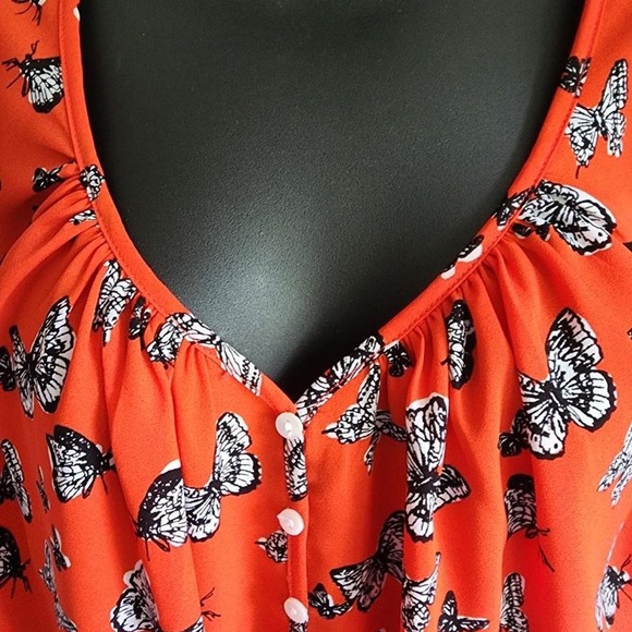 Karen Kane Orange Butterfly Button Tie Blouse Size Medium Boho Whimsical Top - Picture 4 of 6